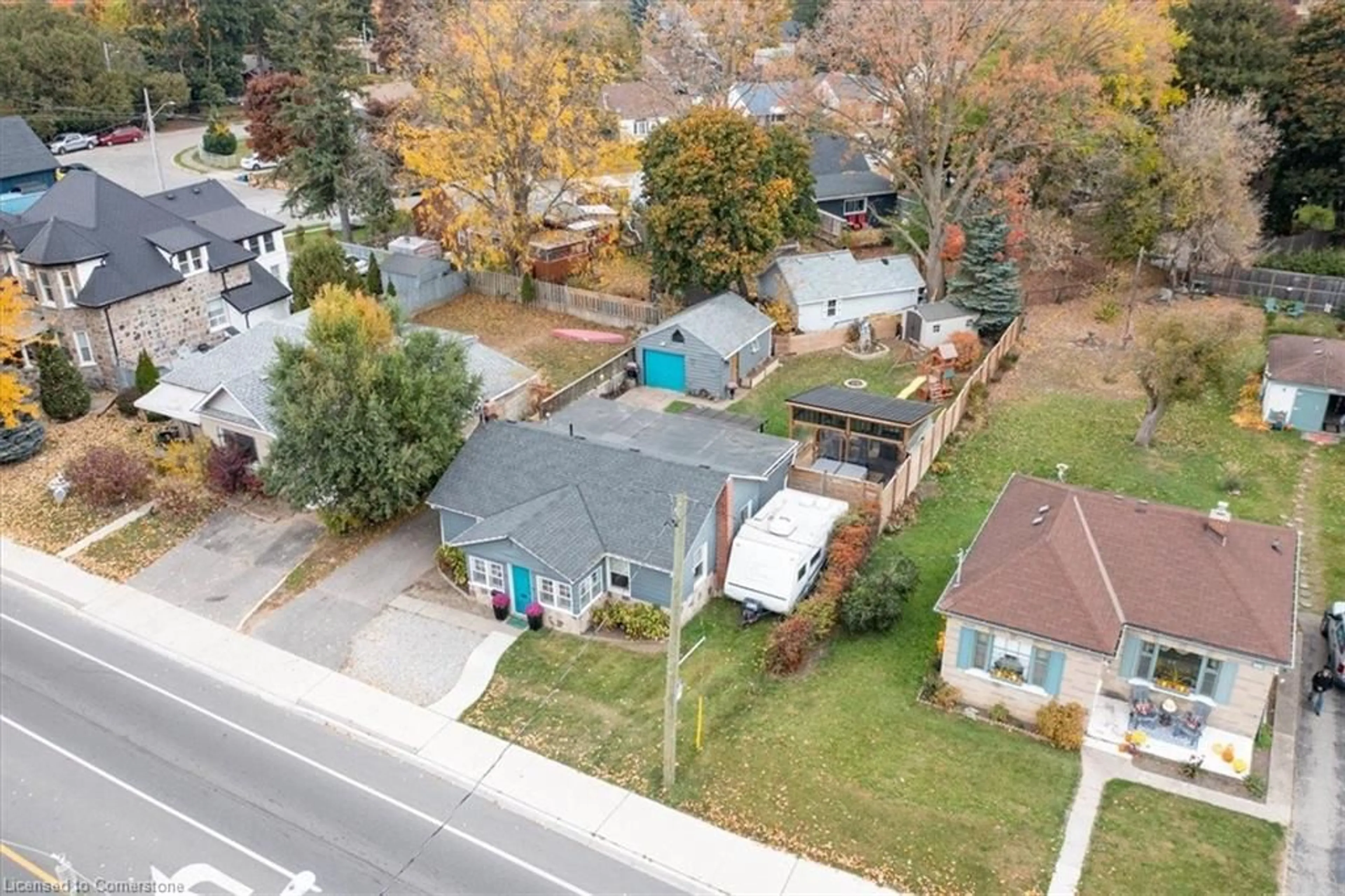 Frontside or backside of a home, the street view for 215 Dundas St, Cambridge Ontario N1R 5P5