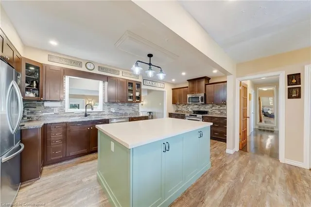Additional property image - 625 Golf Club Rd