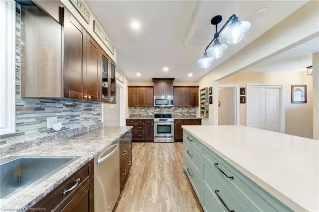 Additional property image - 625 Golf Club Rd