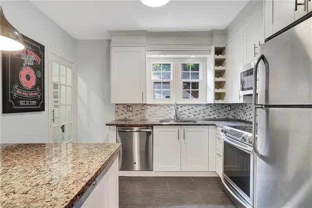 Additional property image - 87 Simeon St