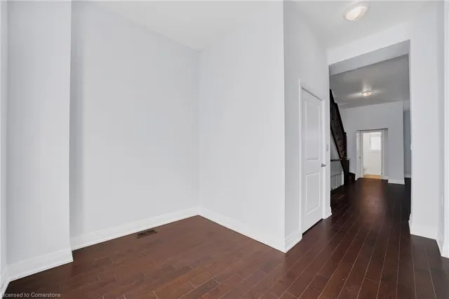 Additional property image - 2122 Royal Gala Cir