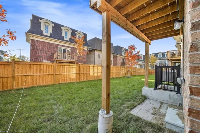 Additional property image - 2122 Royal Gala Cir