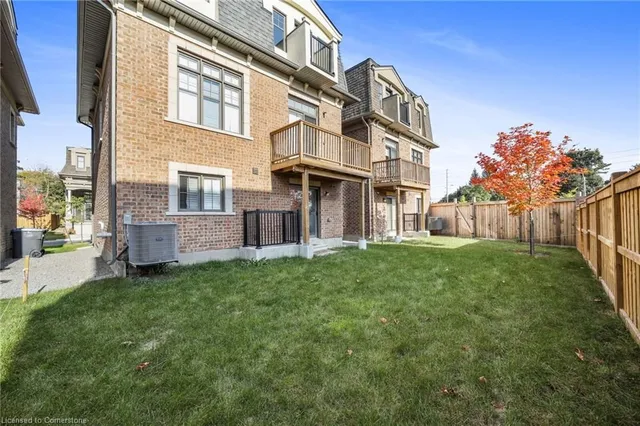 Additional property image - 2122 Royal Gala Cir