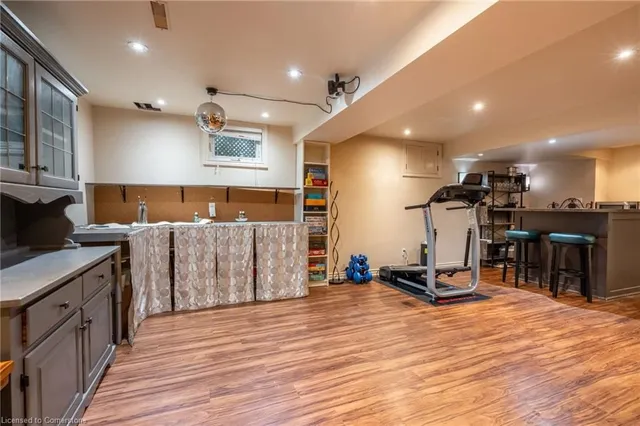 Additional property image - 33 Cumminsville Dr