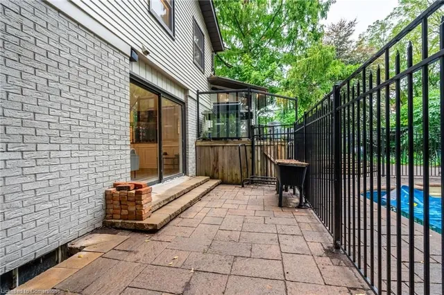 Additional property image - 33 Cumminsville Dr
