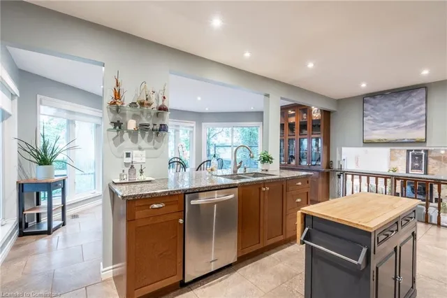 Additional property image - 33 Cumminsville Dr