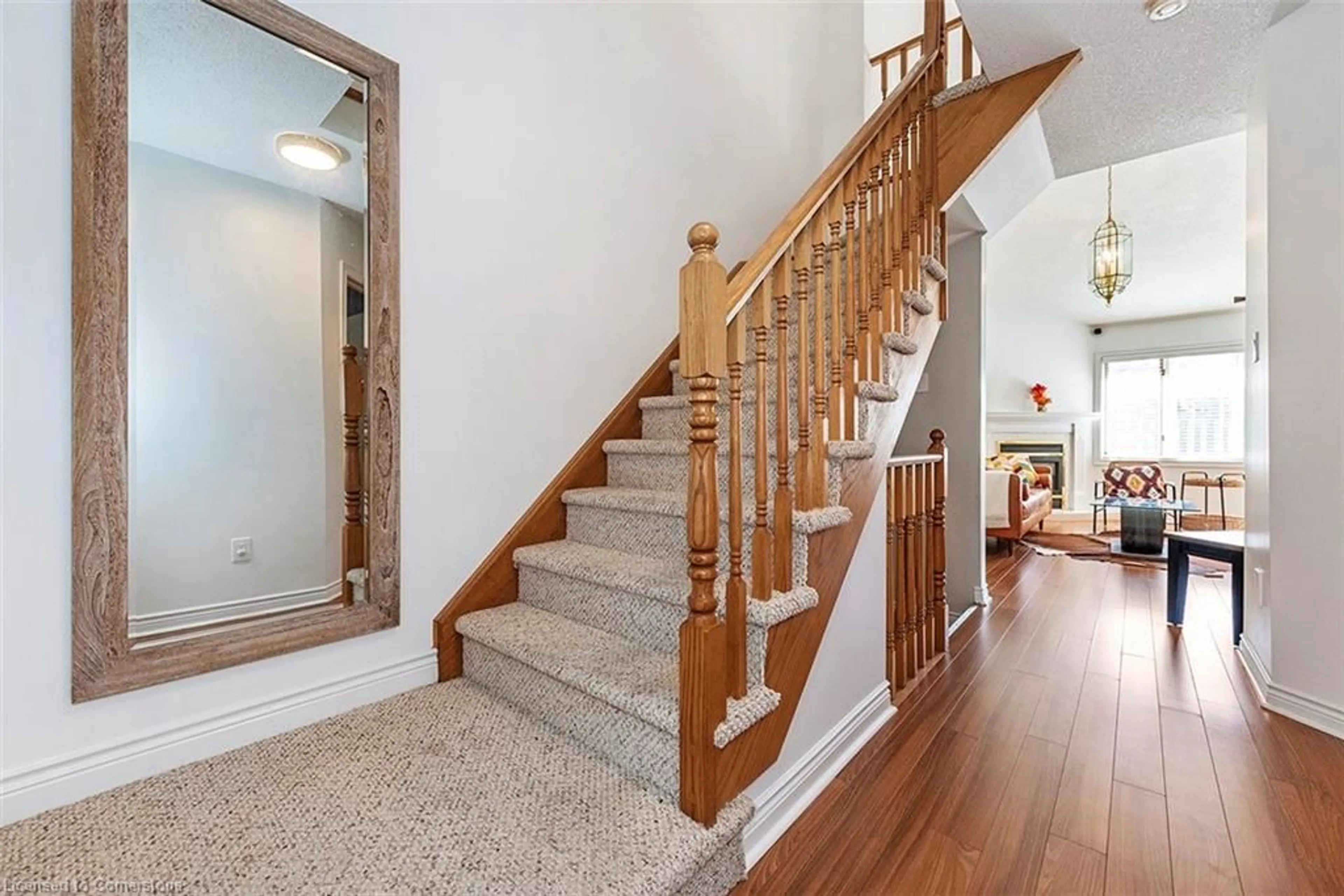 Stairs for 9 Wentworth Dr #13, Grimsby Ontario L3M 5H9