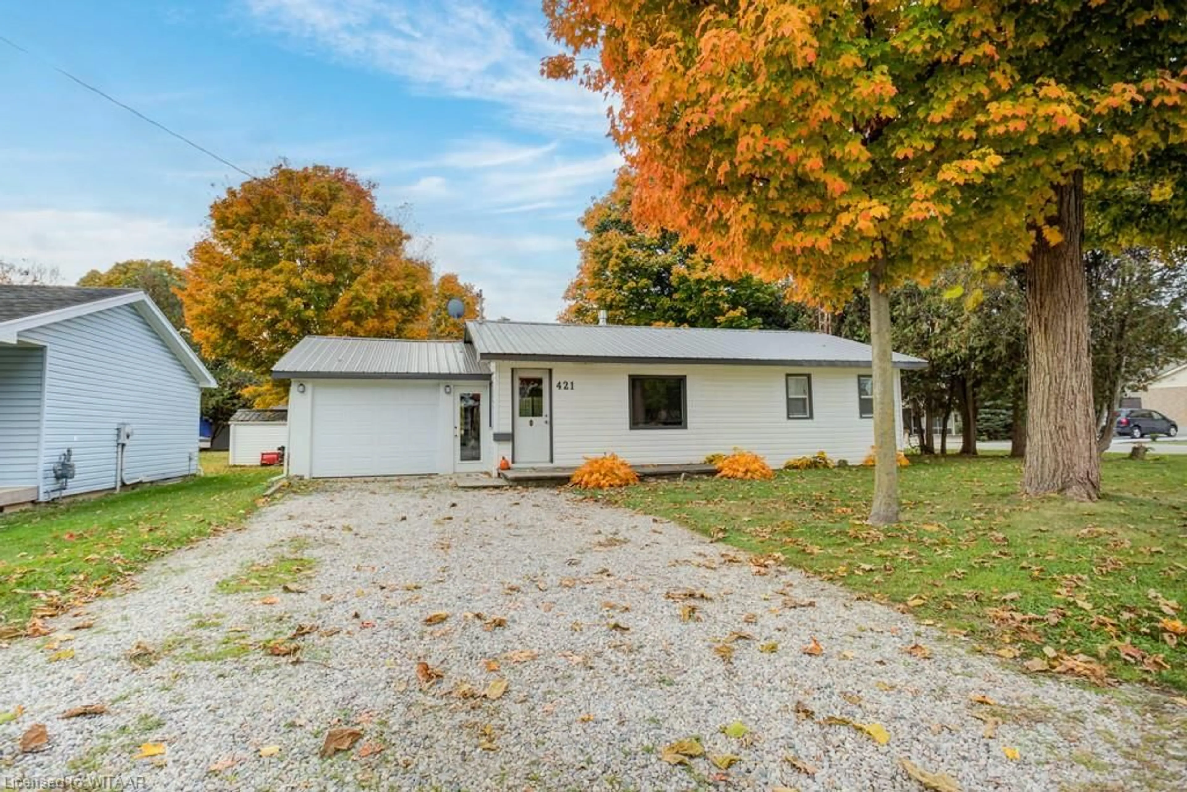 A pic from exterior of the house or condo, cottage for 421 Main St, Springford Ontario N0J 1X0