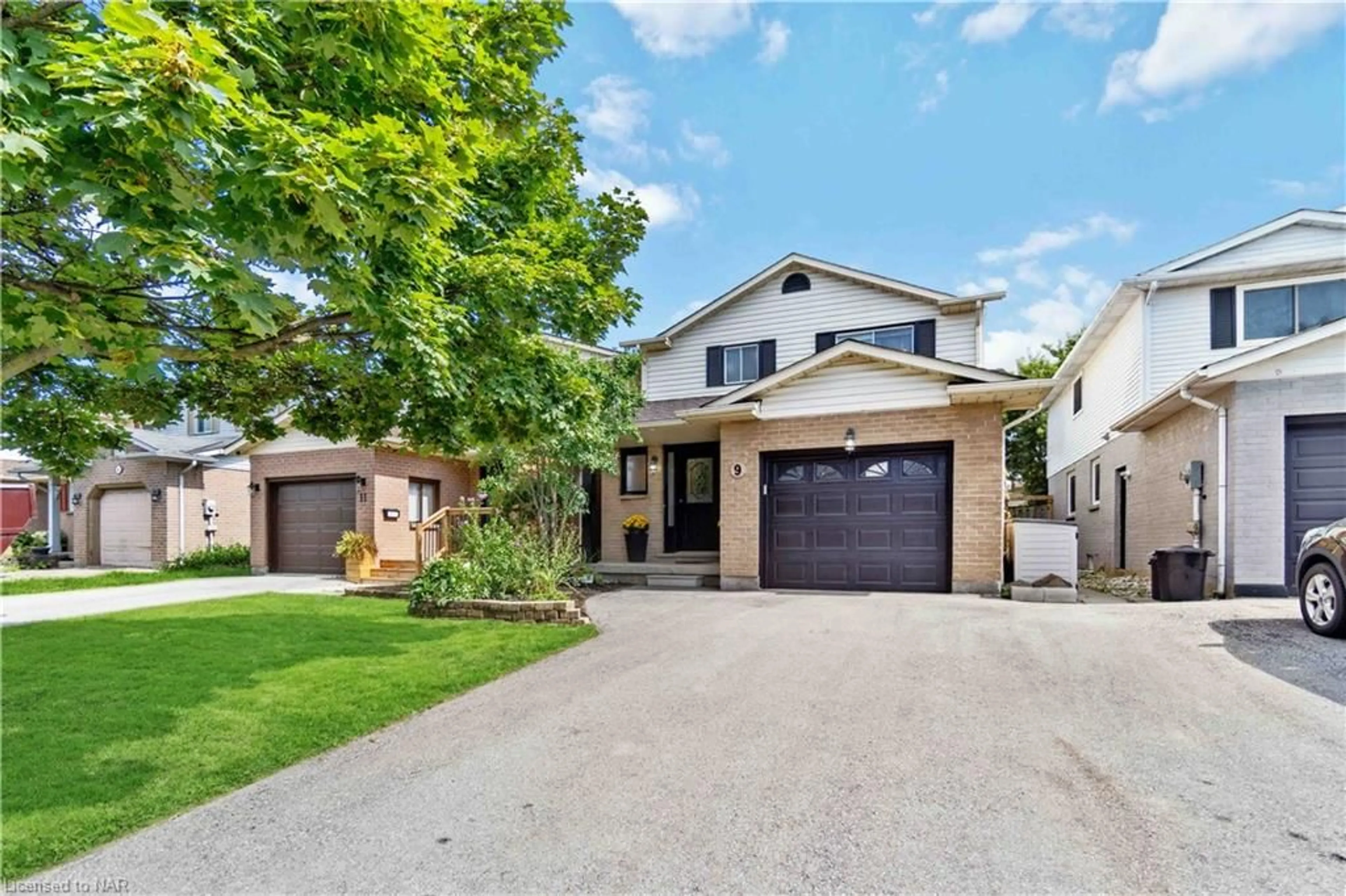 Frontside or backside of a home, the street view for 9 Culligan Cres, Thorold Ontario L2V 4P1