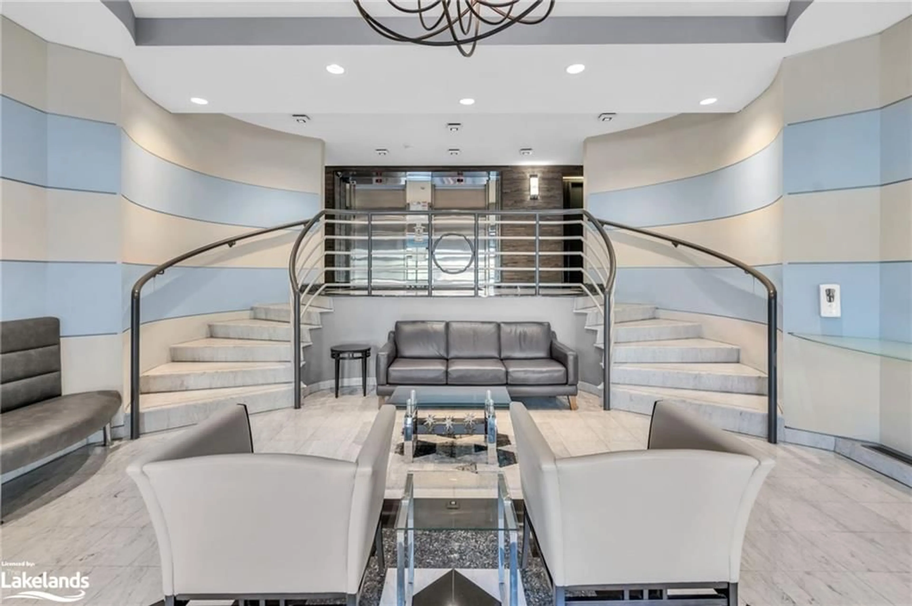 Indoor lobby, ceramic floors for 75 Ellen St #809, Barrie Ontario L4N 7R6