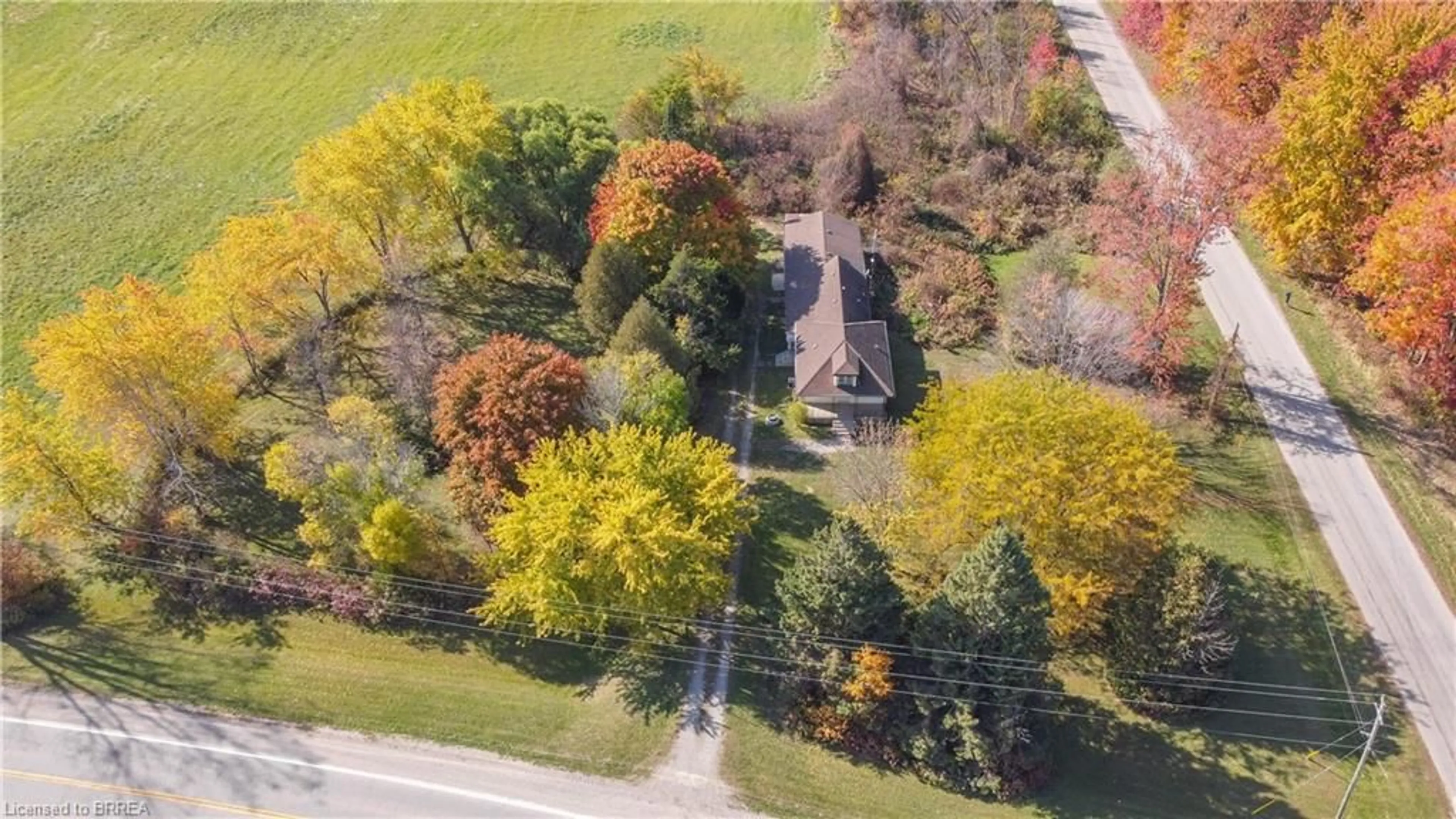 A pic from exterior of the house or condo, the street view for 403 Middle Townline Rd, Burford Ontario N0E 1A0