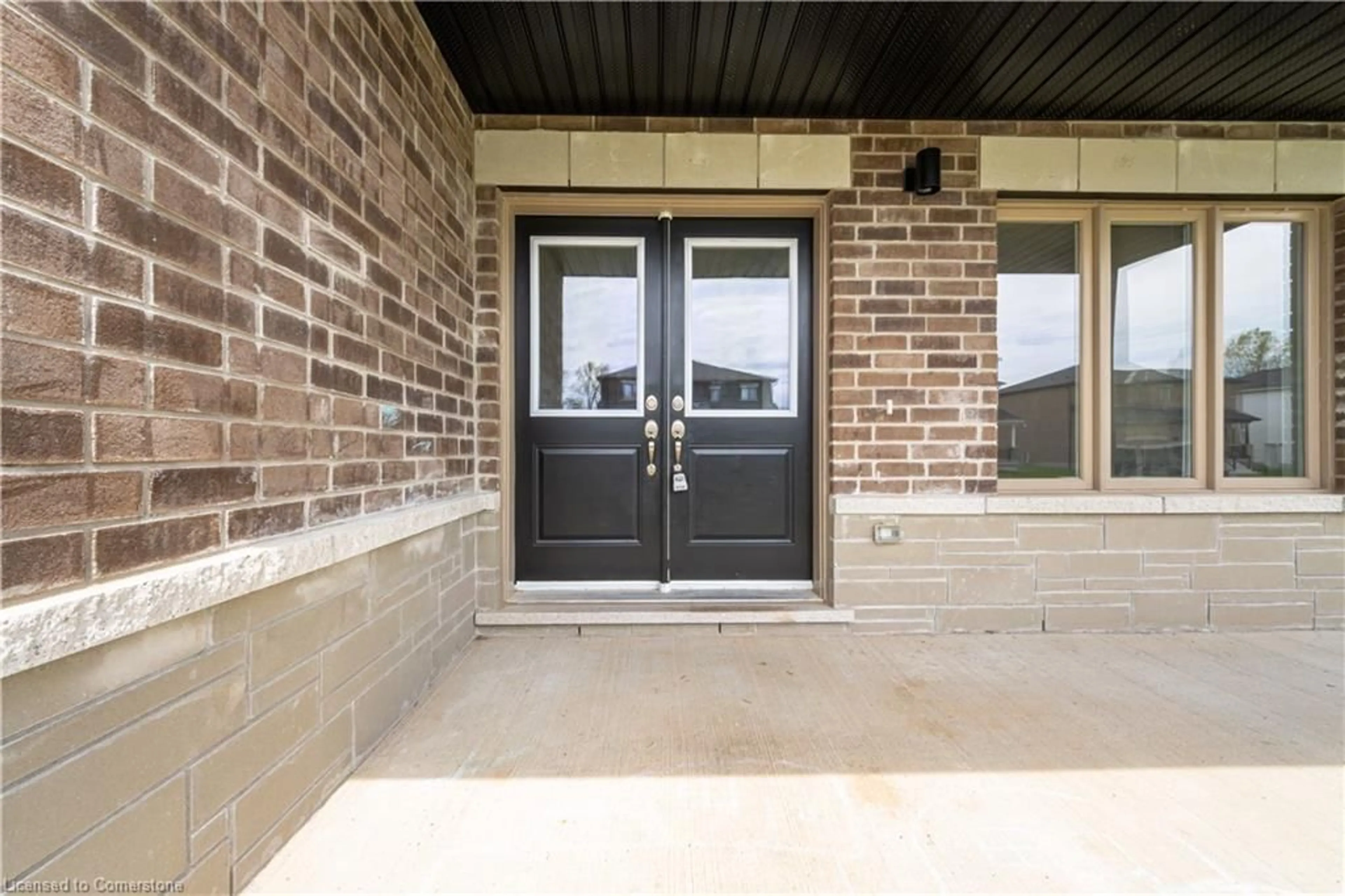 Indoor entryway, cement floor for 15 Bird Street, Simcoe Ontario N3Y 0G8