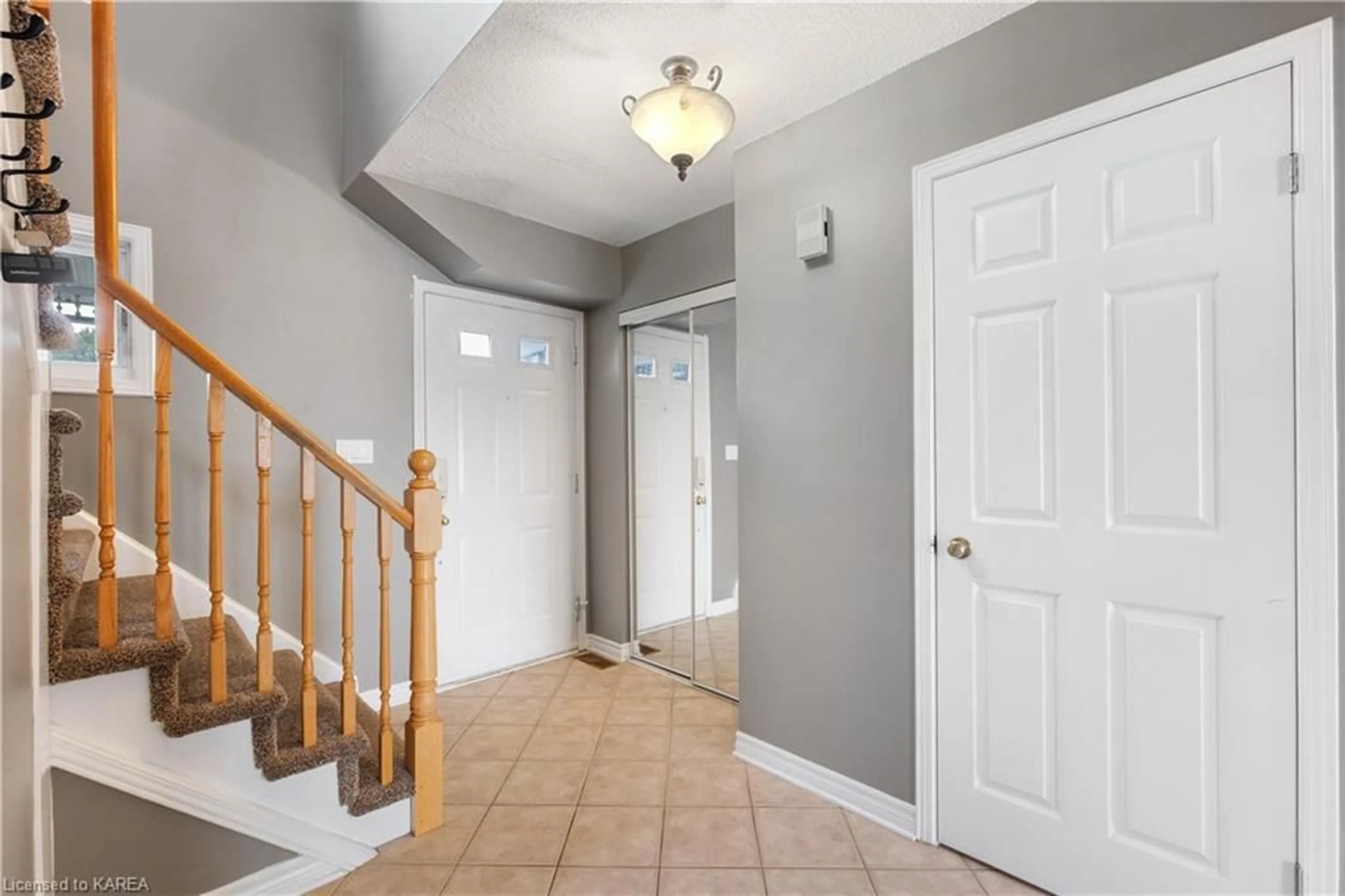 Indoor entryway, cement floor for 363 Waterloo Dr, Kingston Ontario K7M 8L2