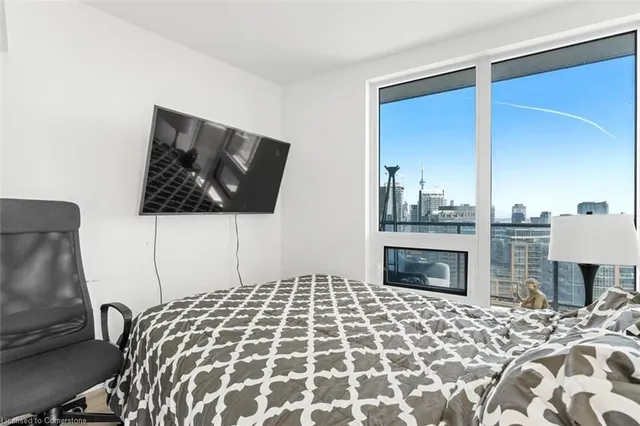 Additional property image - 135 East Liberty St Unit 2411