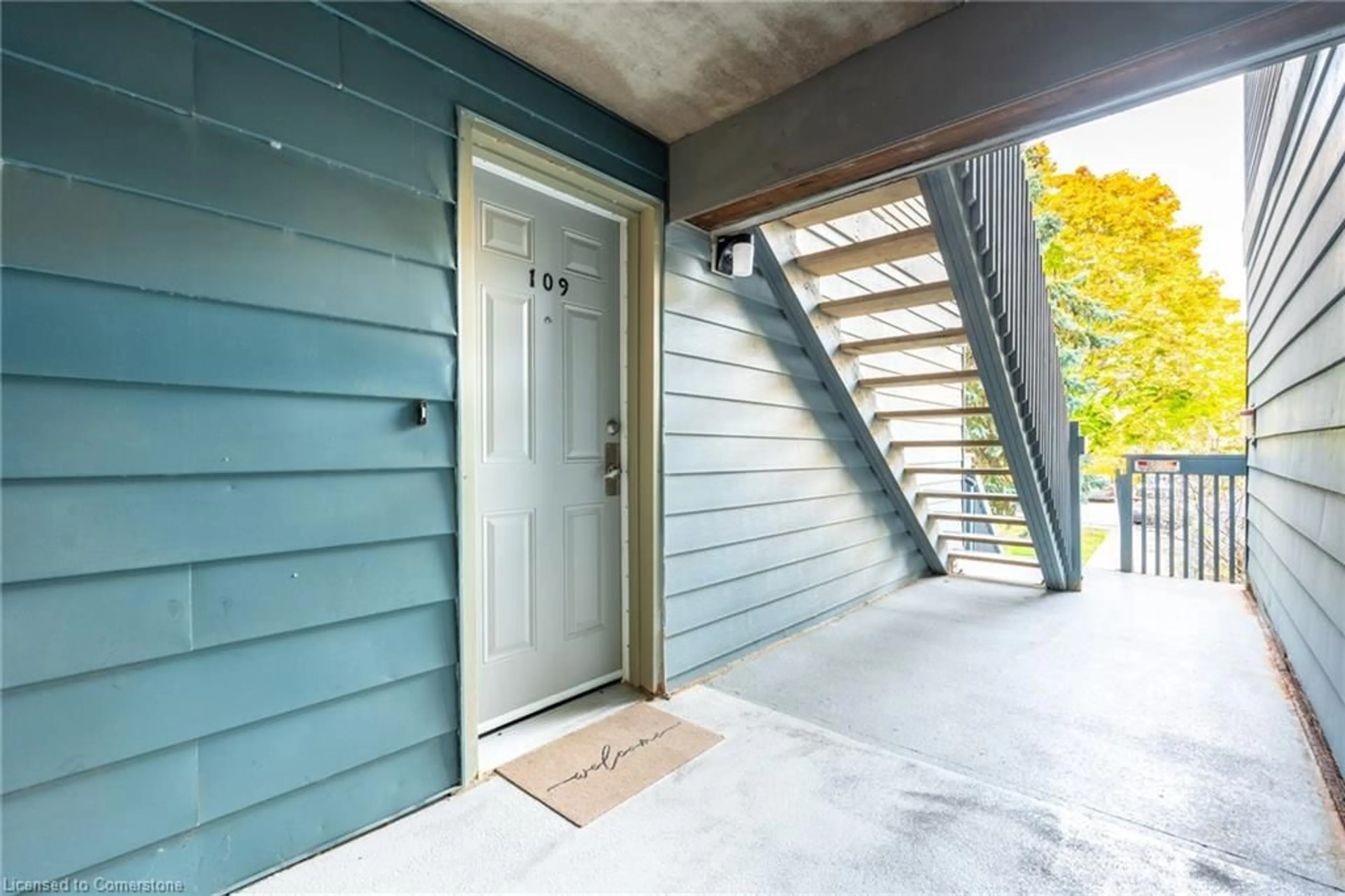 Indoor entryway, cement floor for 2010 Cleaver Ave #109, Burlington Ontario L7M 4C1