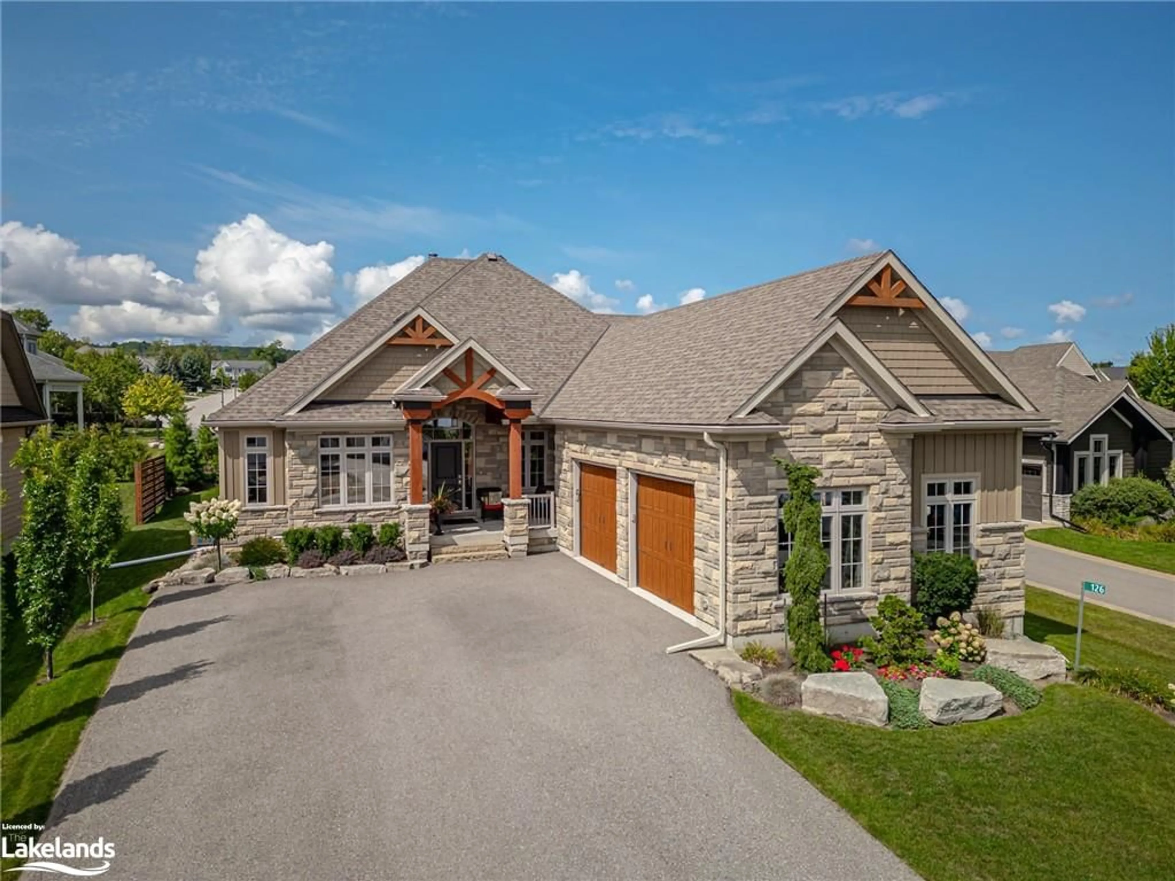 Frontside or backside of a home, cottage for 126 West Ridge Drive, Thornbury Ontario N0H 2P0