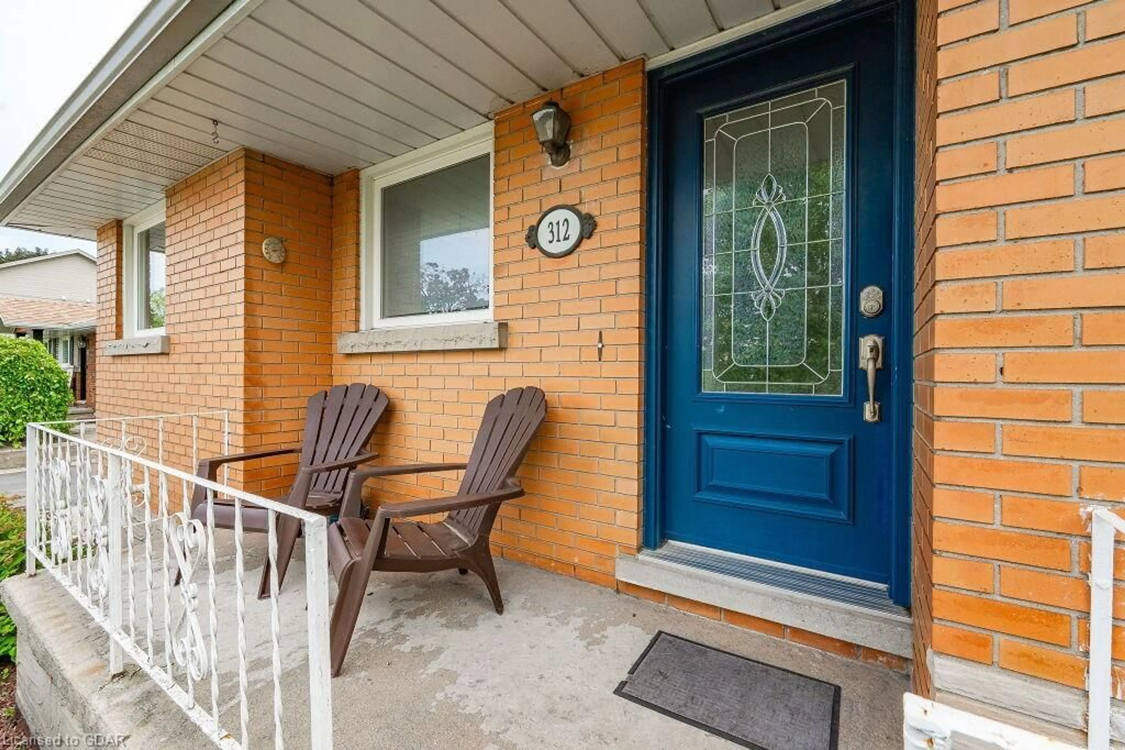 Indoor entryway, wood floors for 312 Stevenson St, Guelph Ontario N1E 5B6