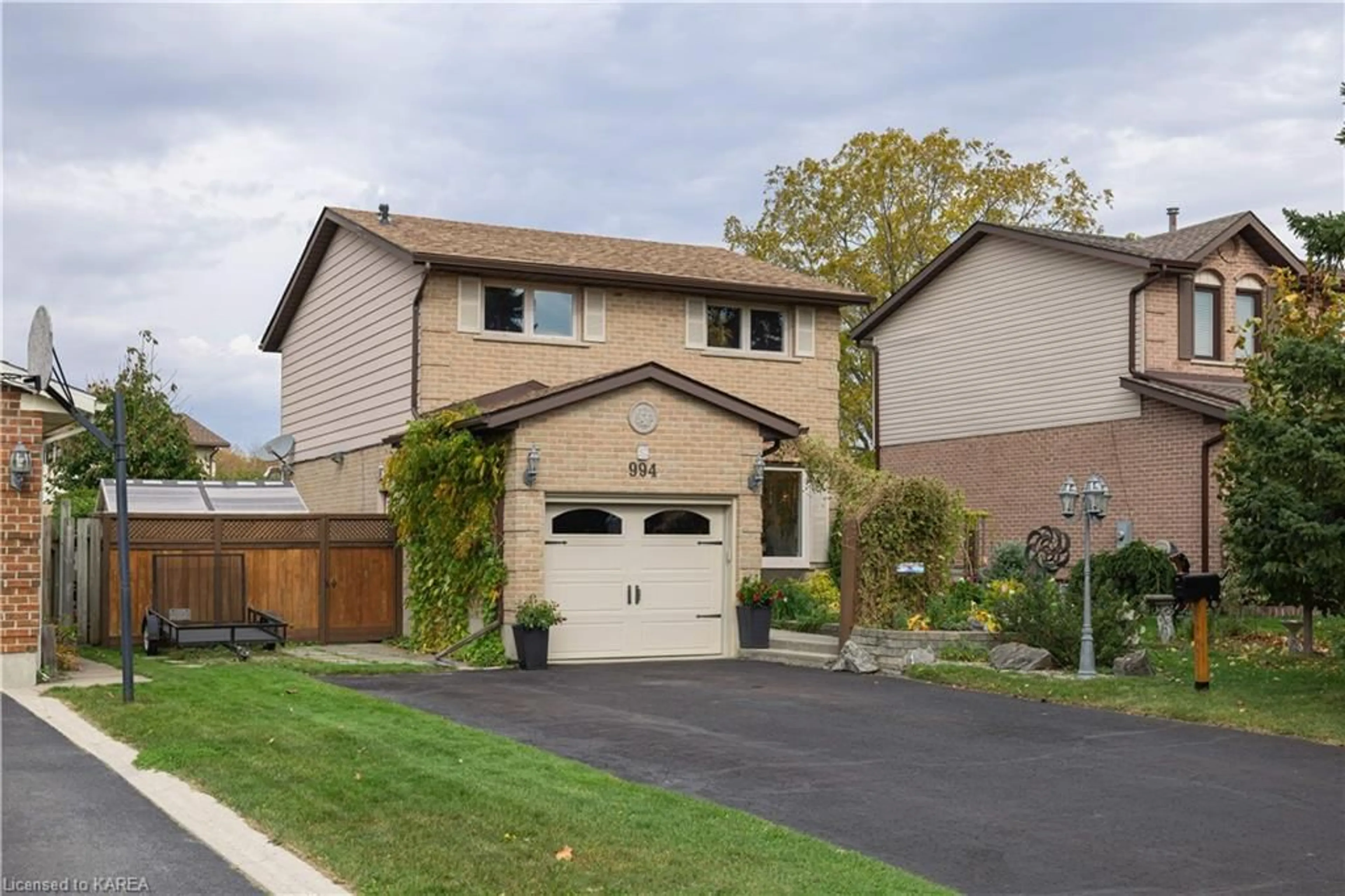 Frontside or backside of a home, the street view for 994 Westminster Pl, Kingston Ontario K7P 1R1