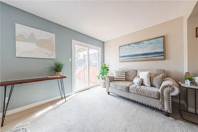 Additional property image - 39 Thames Way