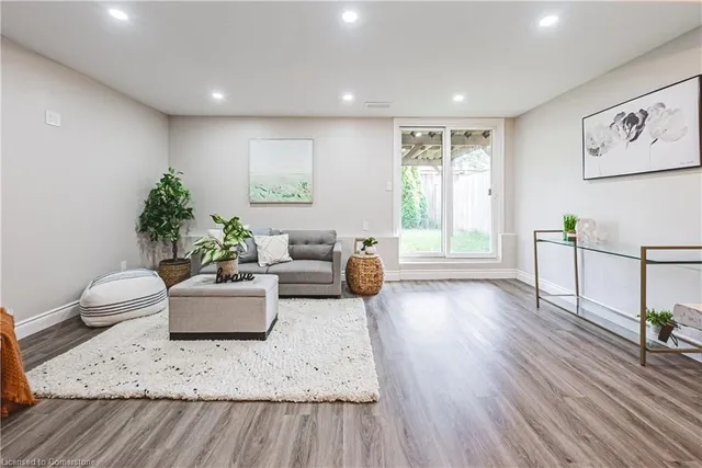 Additional property image - 39 Thames Way