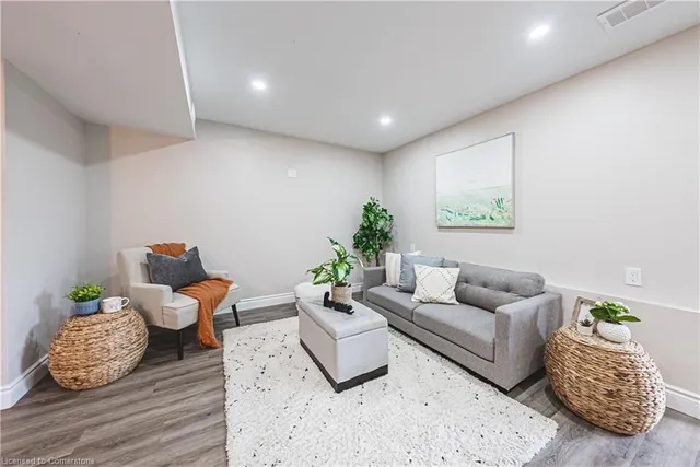 Additional property image - 39 Thames Way