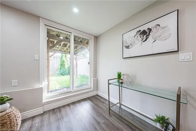 Additional property image - 39 Thames Way