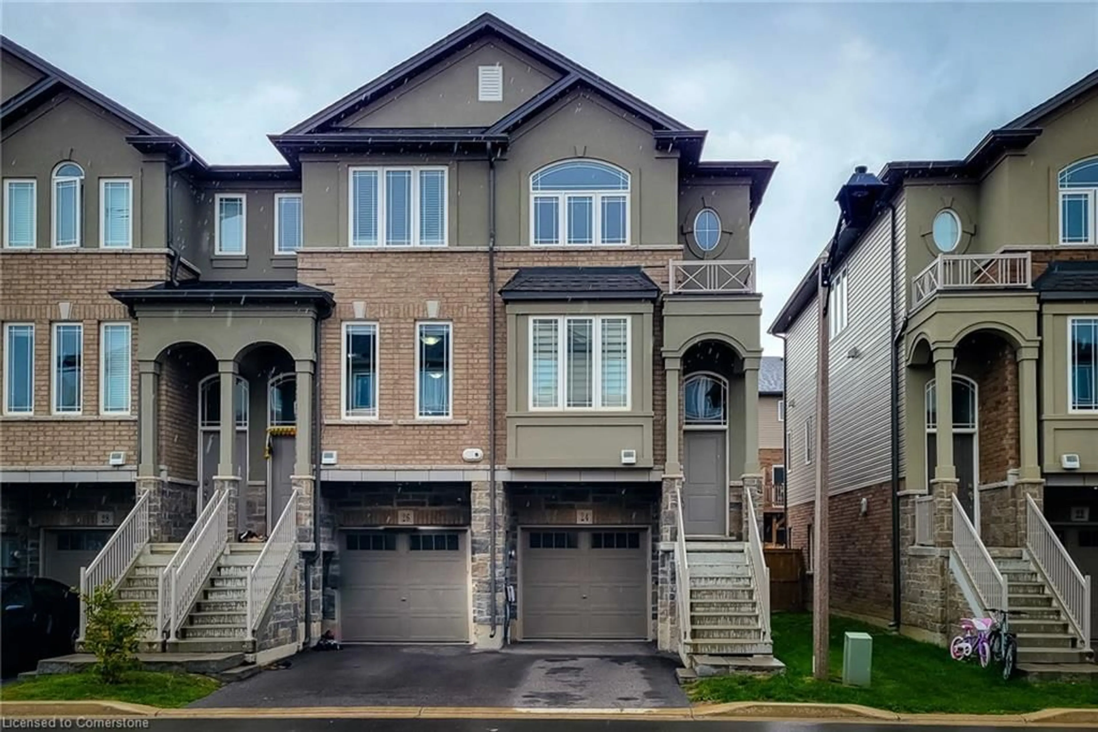 A pic from exterior of the house or condo, the street view for 24 Aqua Lane, Stoney Creek Ontario L0R 1P0