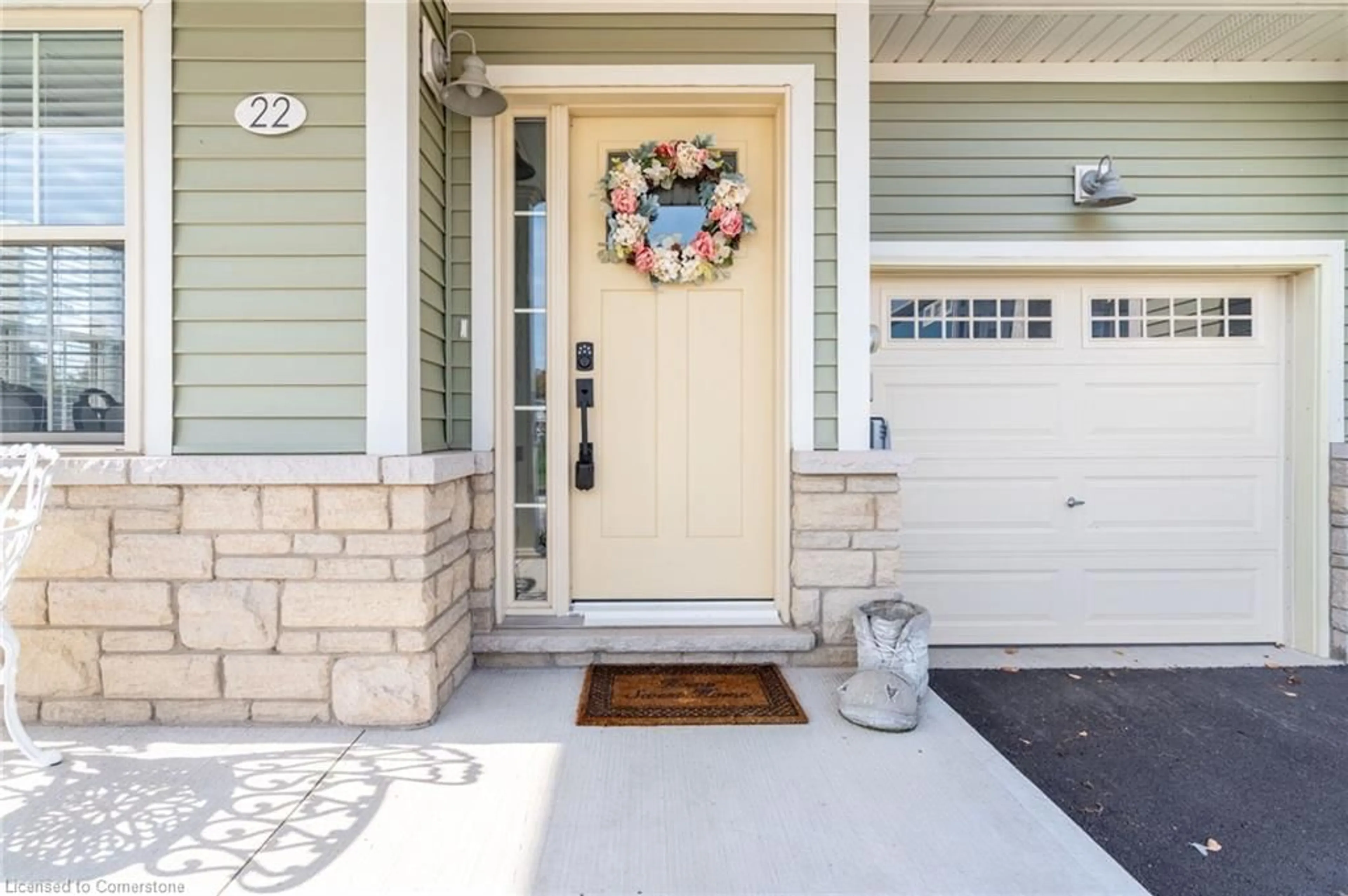 Indoor entryway, wood floors for 22 South Coast Cir, Crystal Beach Ontario L0S 1B0