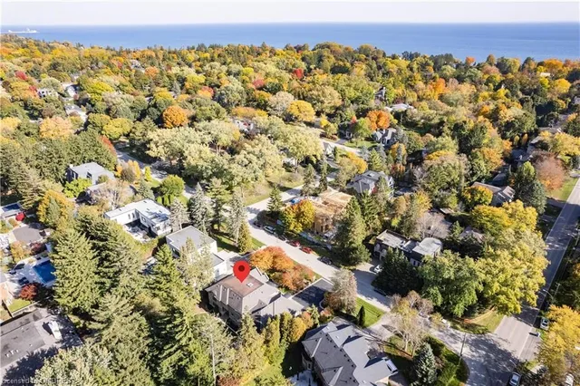 1227 Cleaver Dr, Oakville 2