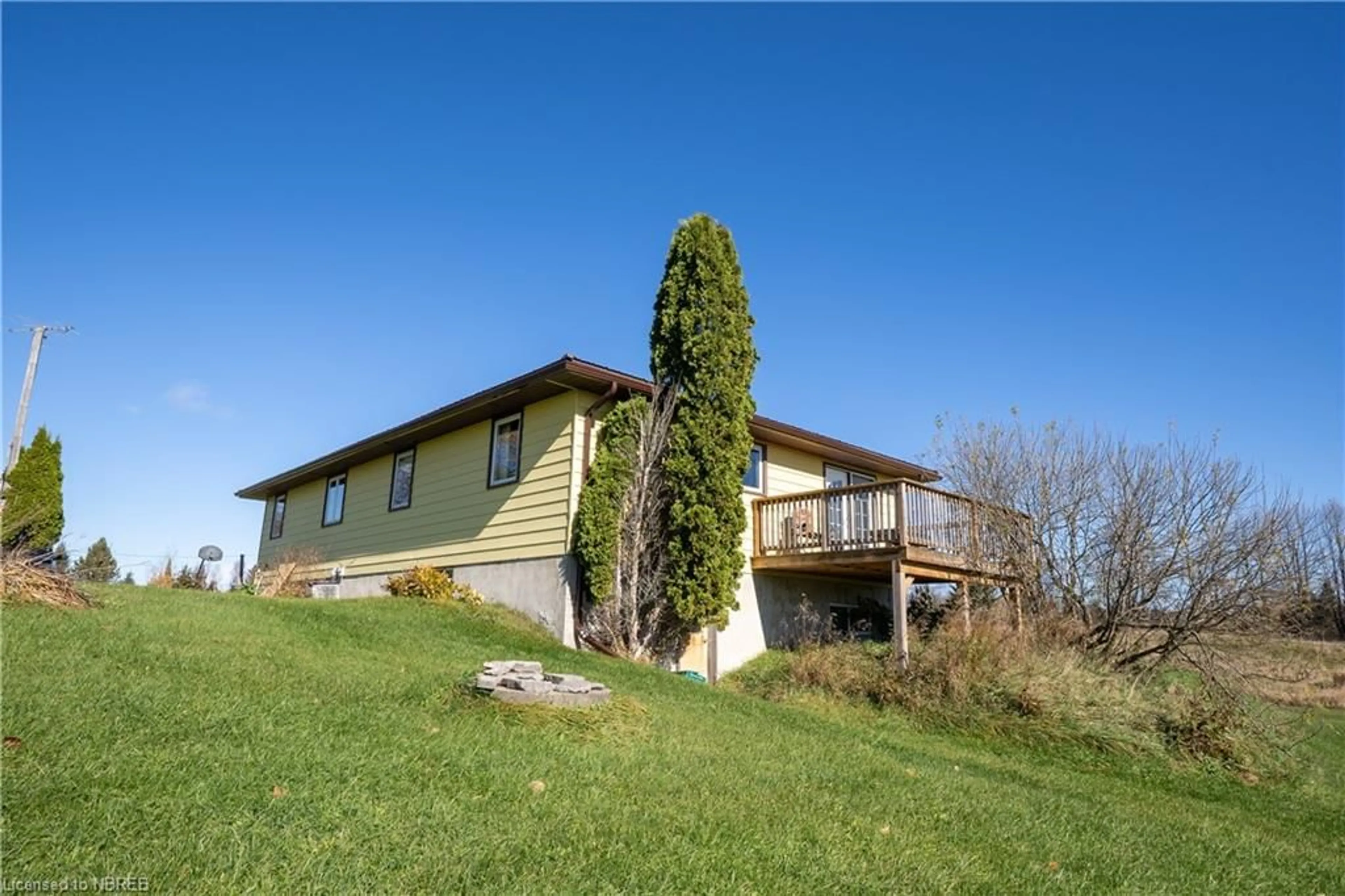 Frontside or backside of a home, cottage for 537 Farmers Line, Bonfield Ontario P0H 2E0