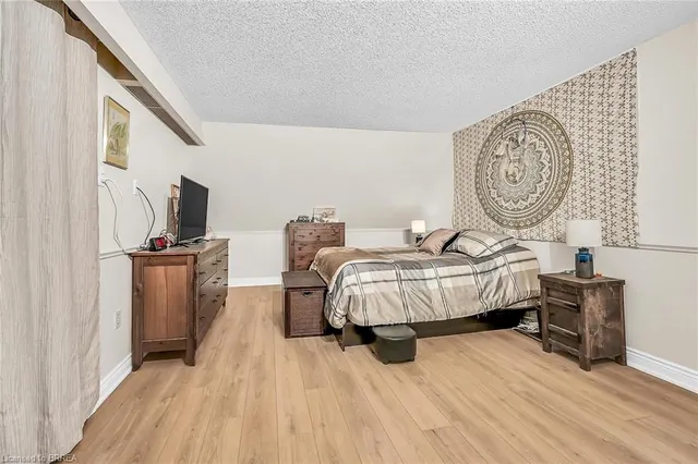 Additional property image - 57 12th Conc