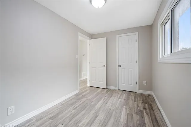 Additional property image - 100 Park Row Row
