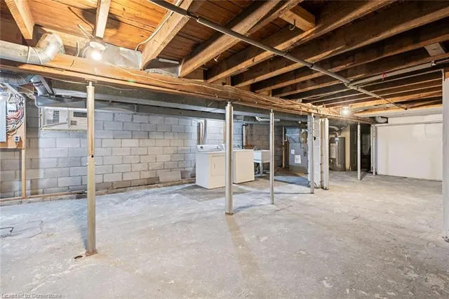 Additional property image - 100 Park Row Row