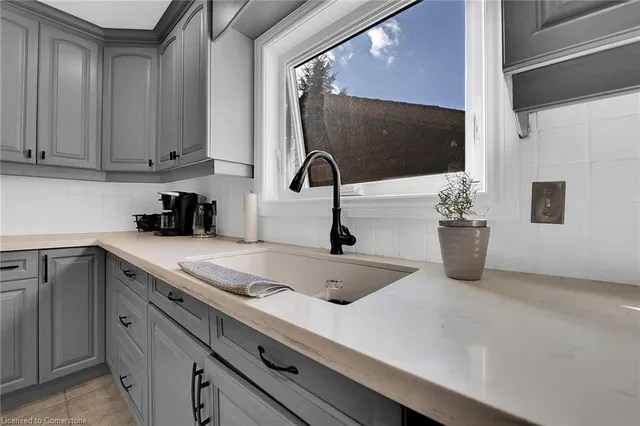 Additional property image - 10 Vega Cres
