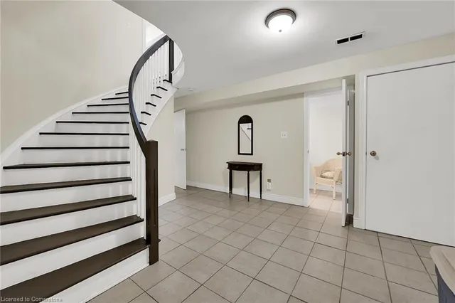 Additional property image - 10 Vega Cres