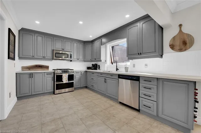 Additional property image - 10 Vega Cres