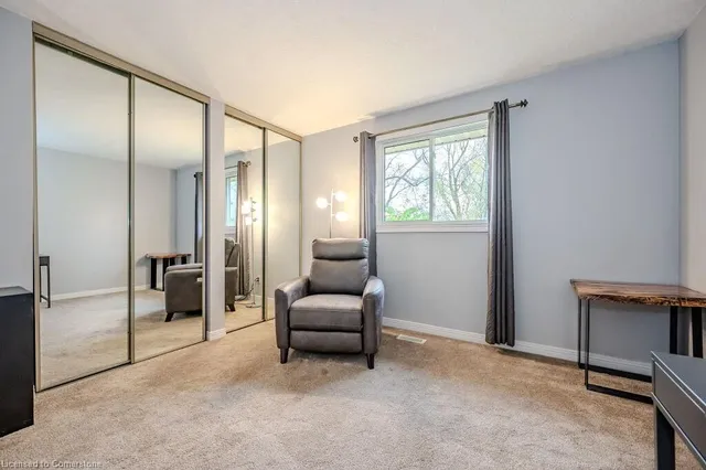 Additional property image - 57 Tinatawa Crt
