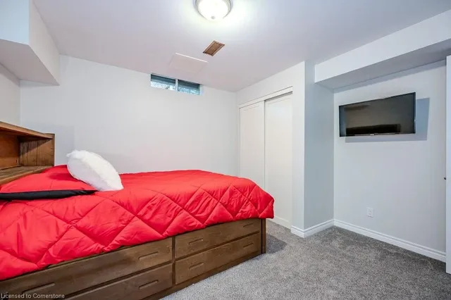 Additional property image - 57 Tinatawa Crt