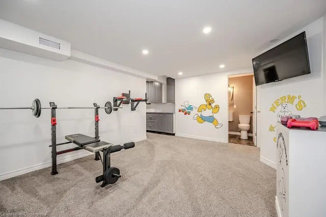 Additional property image - 57 Tinatawa Crt