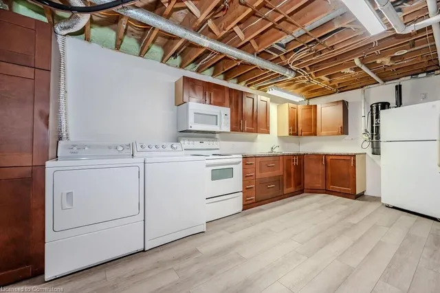 Additional property image - 57 Tinatawa Crt