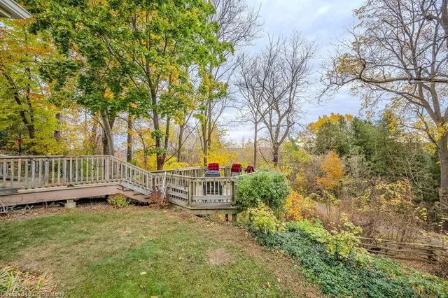 Additional property image - 57 Tinatawa Crt