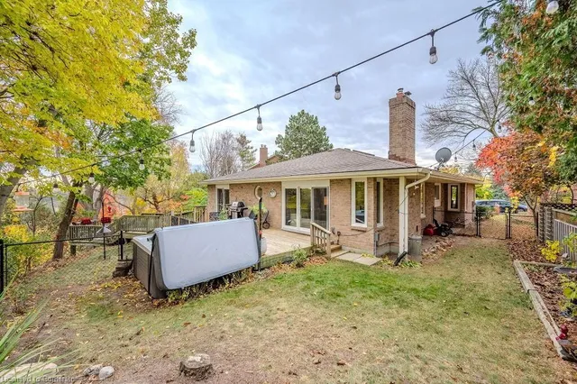 Additional property image - 57 Tinatawa Crt