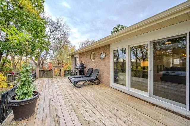 Additional property image - 57 Tinatawa Crt