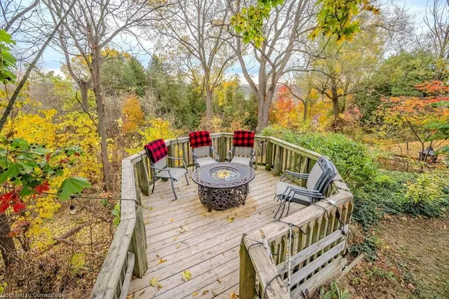 Additional property image - 57 Tinatawa Crt