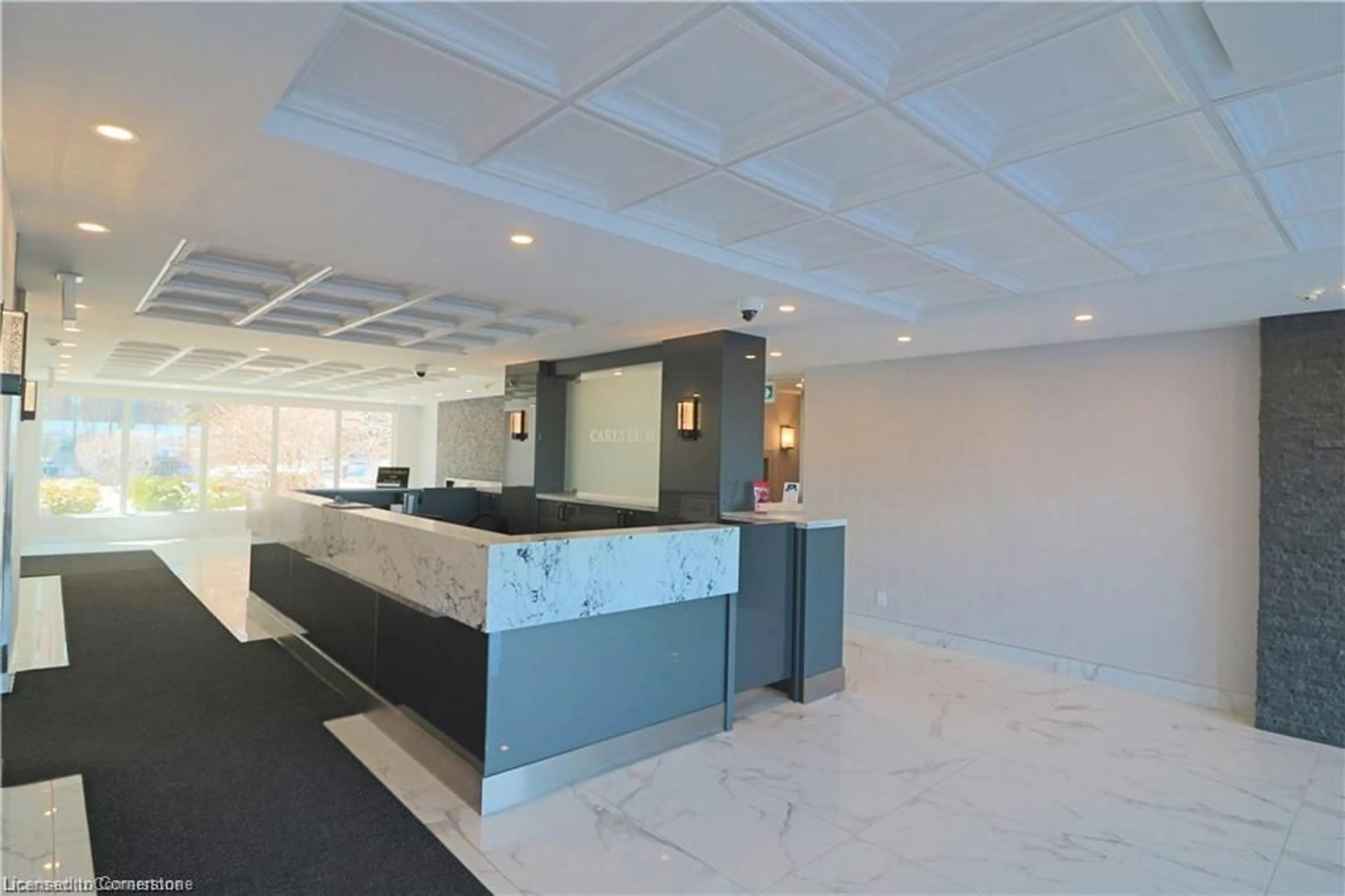 Indoor lobby, ceramic floors for 115 Hillcrest Ave #1509, Mississauga Ontario L5B 3Y9