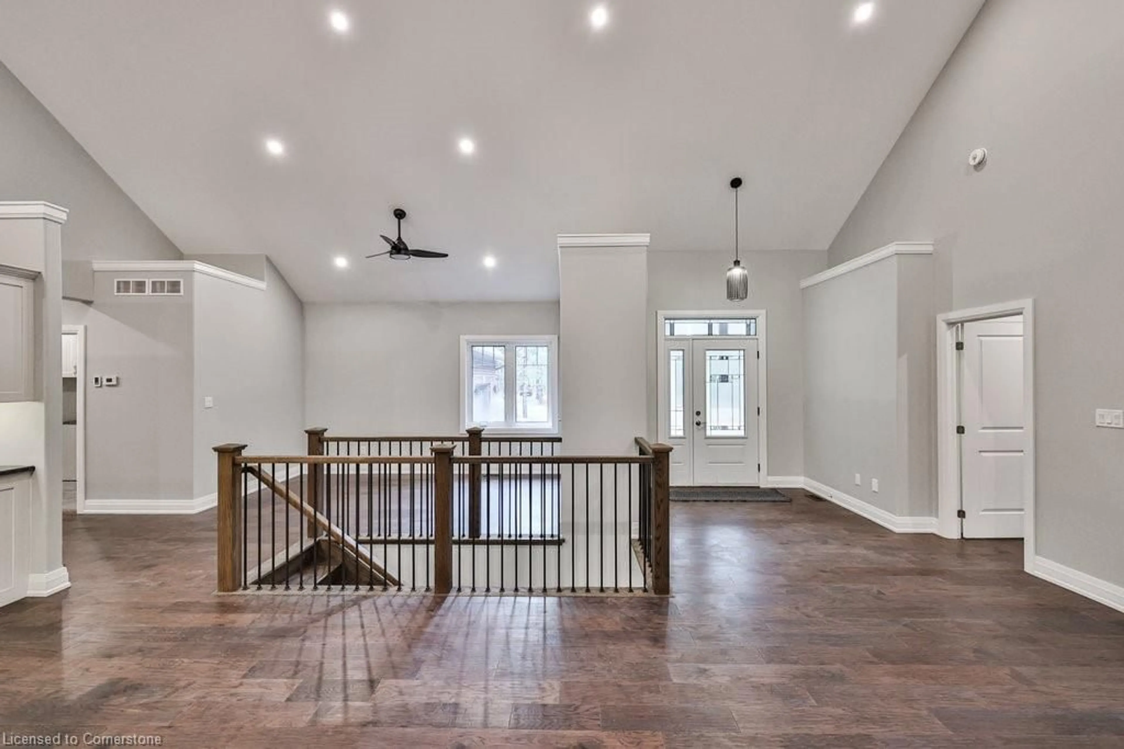 Indoor entryway, wood floors for 72 Harmonious Dr, Fenelon Falls Ontario K0M 1N0