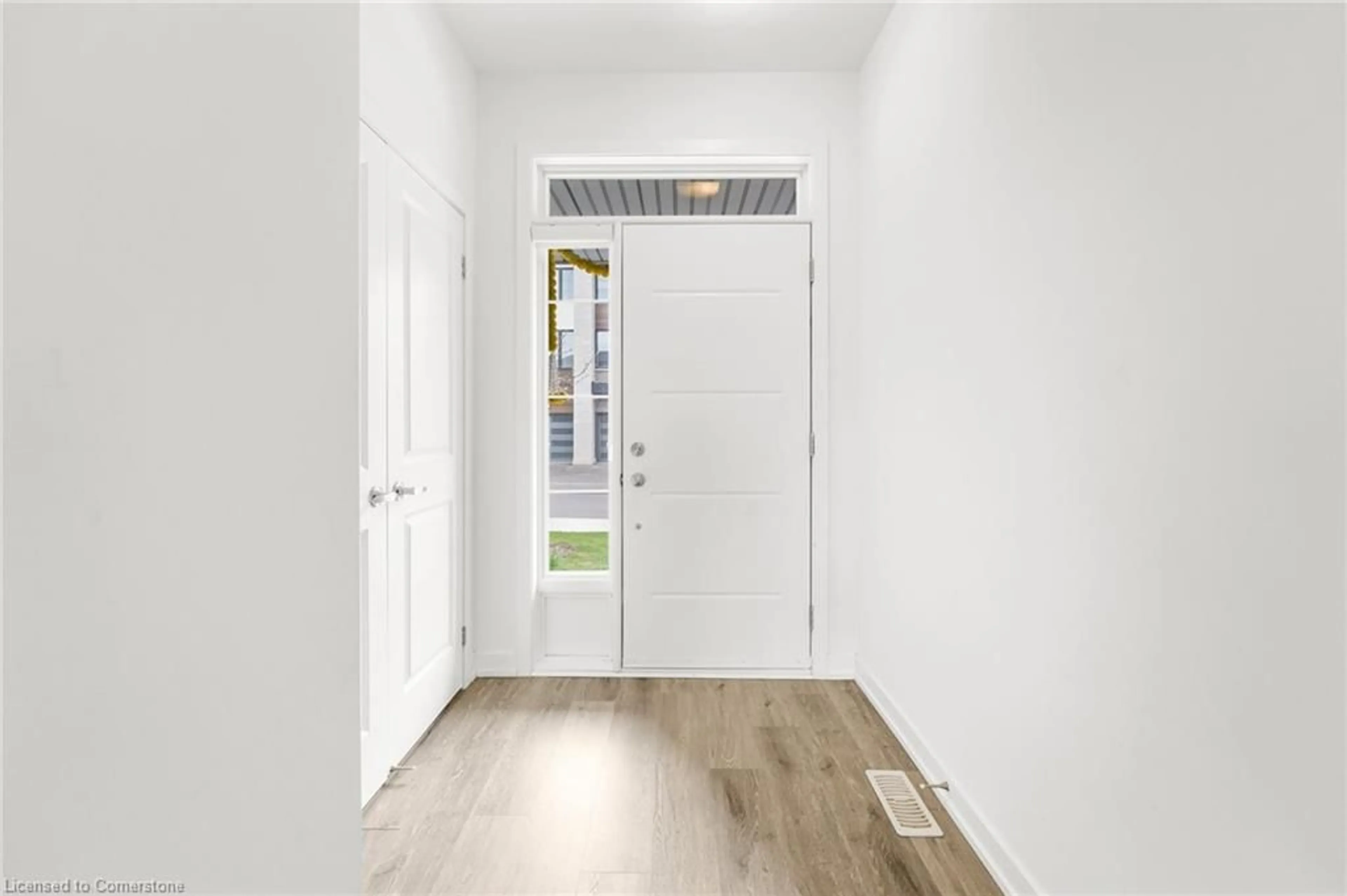 Indoor entryway, wood floors for 350 River Rd #10, Cambridge Ontario N3C 0H4