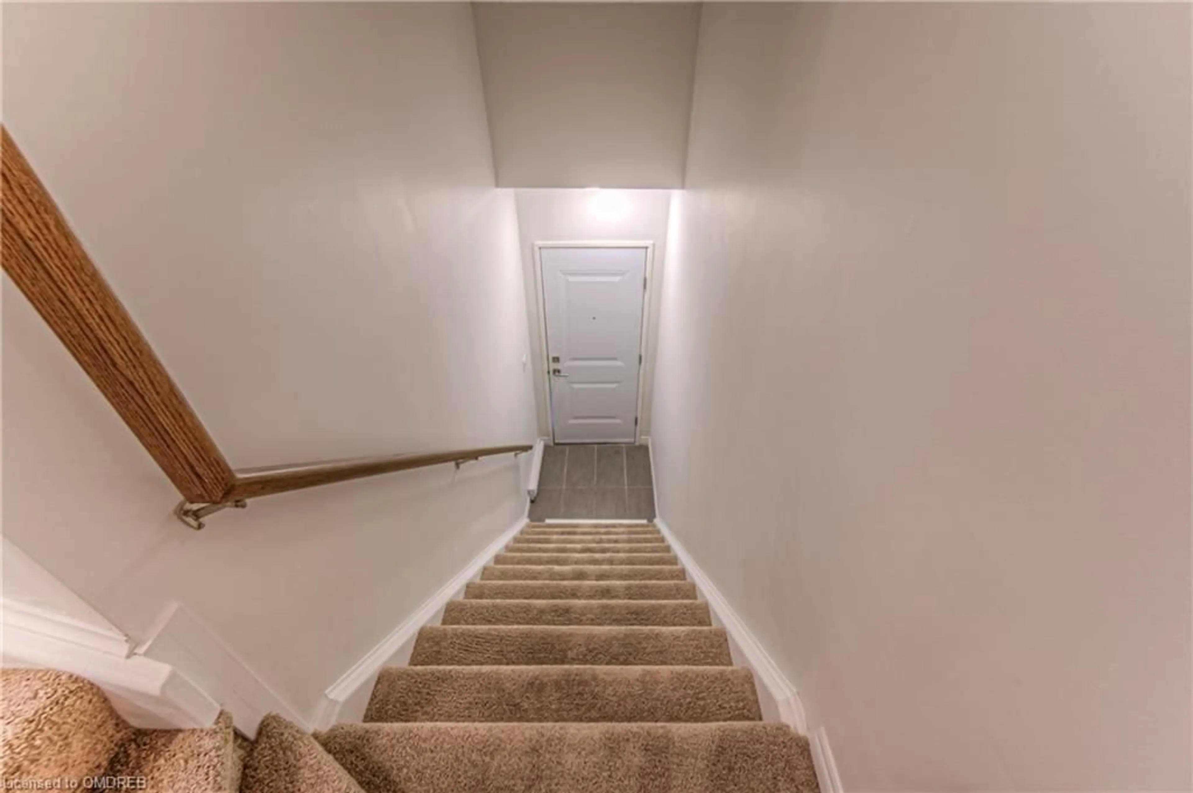 Stairs for 1430 Highland Rd #36 A, Kitchener Ontario N2N 0C3