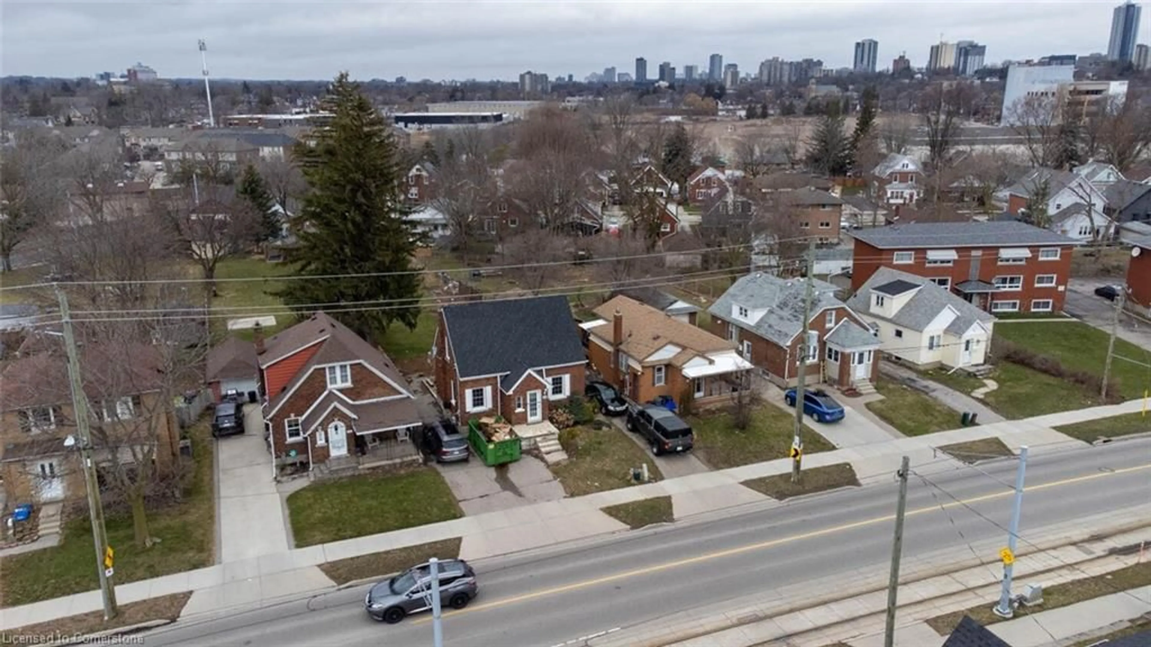 A pic from exterior of the house or condo, the street view for 288 Ottawa St, Kitchener Ontario N2G 3T6