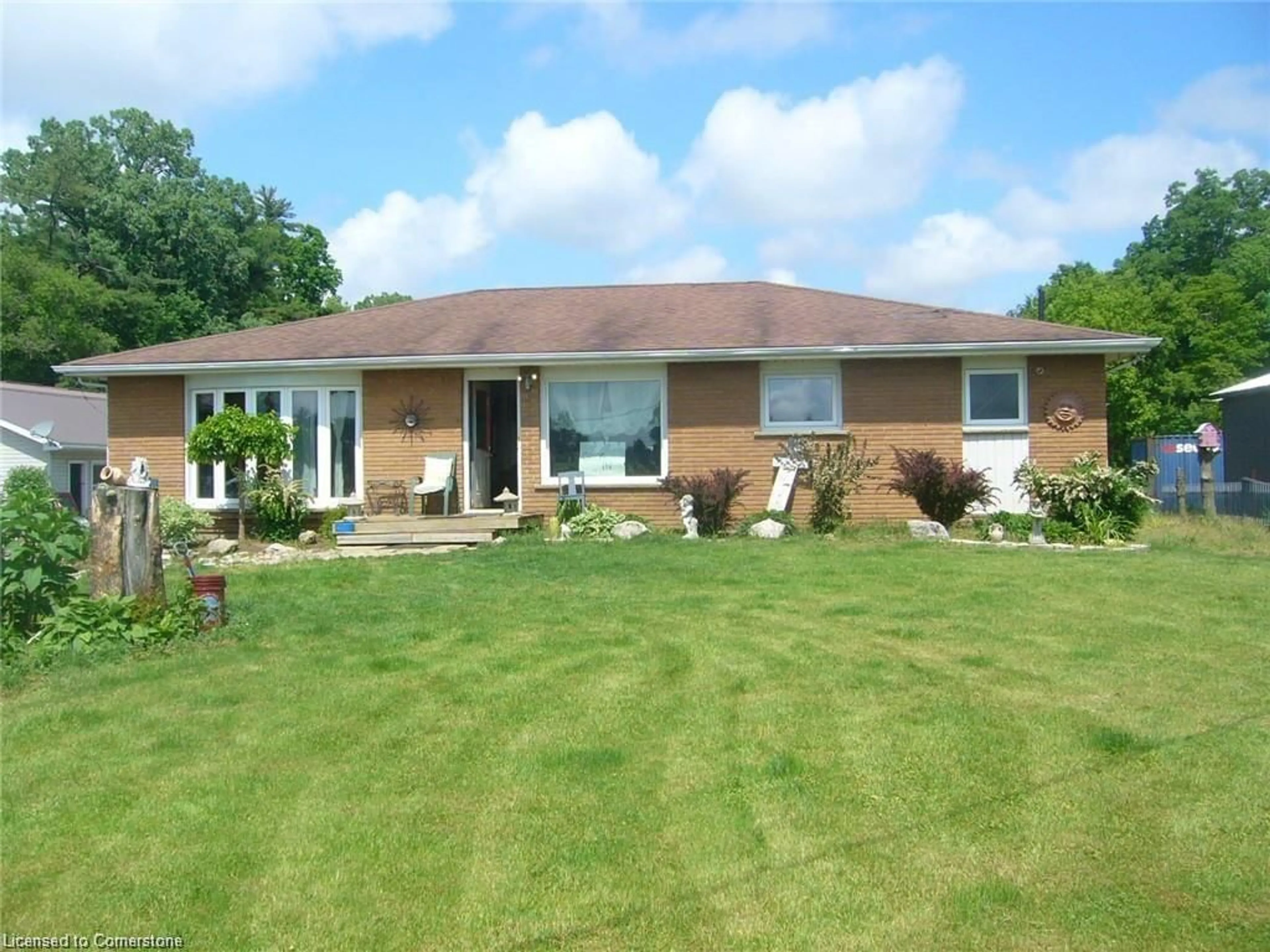 Frontside or backside of a home, cottage for 1240 Forestry Farm Rd, Jericho Ontario N3Y 4K5